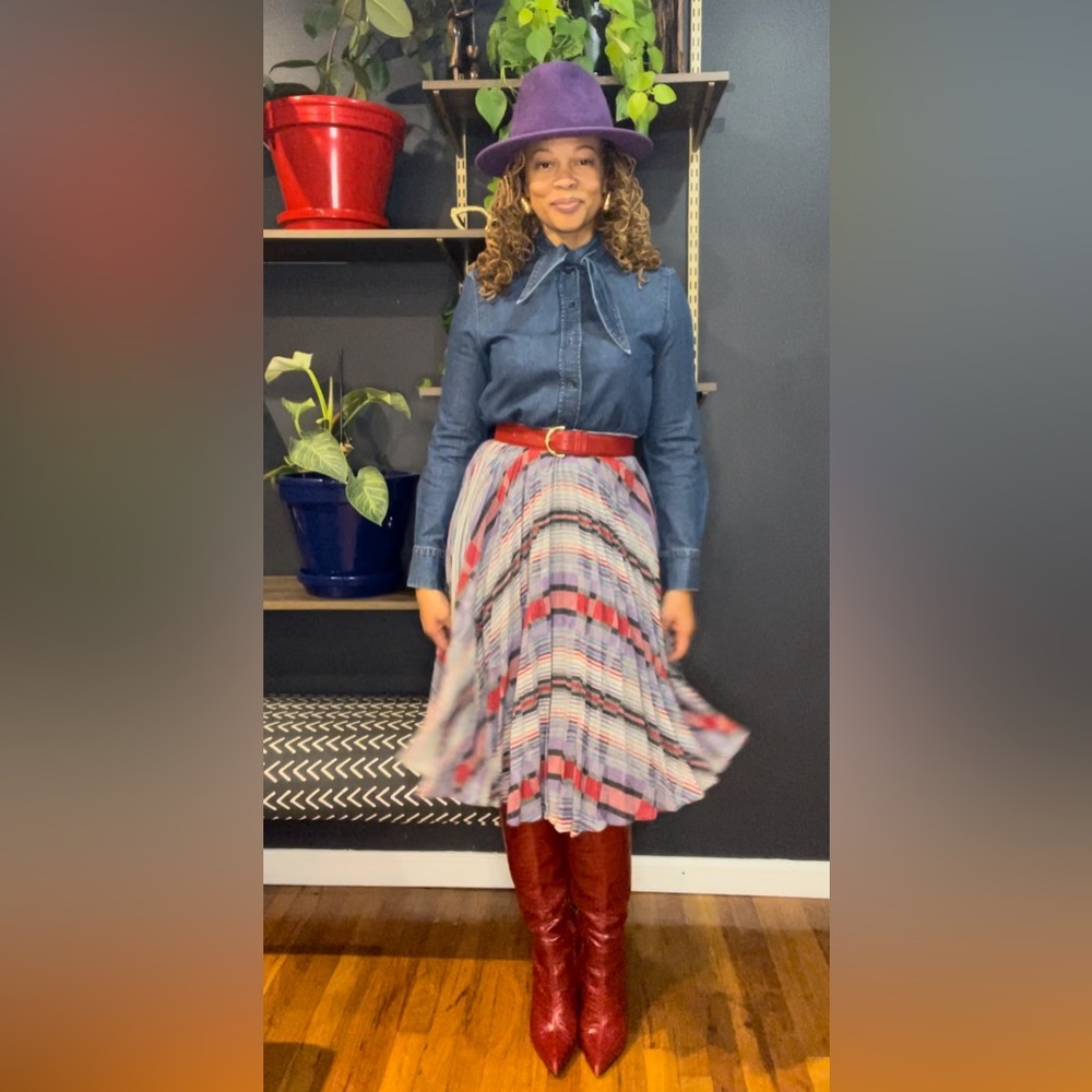 VINTAGE PLEATED SKIRT - Picture 4 of 8